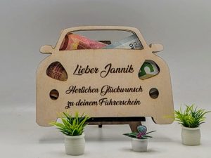 Gutscheinbox / Geldbox  in Form eines PKW`s -  Vorlage für Lightburn - Laser Cutter - auch mit SVG und DXF Datei